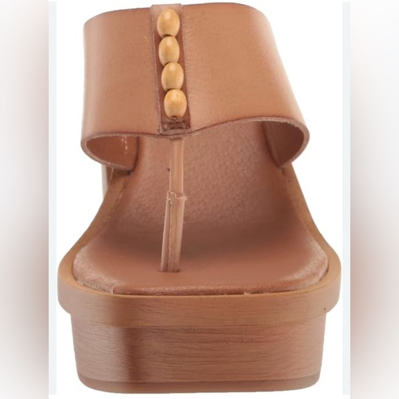 Lucky Brand Tan Platform Sandals - Picture 8 of 8